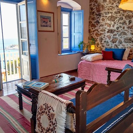 Elegeo Rockhouse Villa Agia Marina  Bagian luar foto