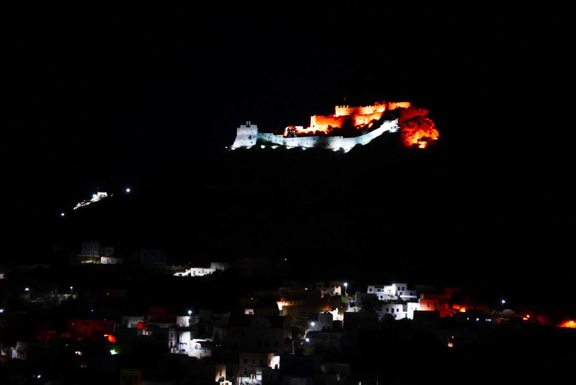 Elegeo Rockhouse Villa Agia Marina  Bagian luar foto